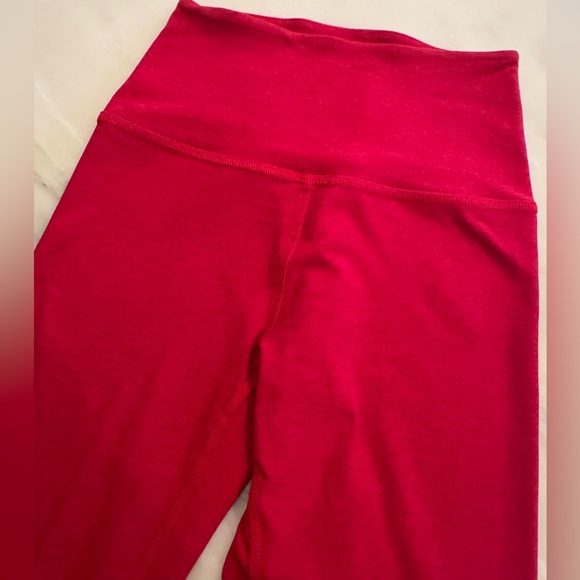 Beyond Yoga Spacedye Cherry Red Leggings XS - Picture 2 of 3